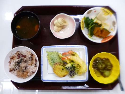 20.09.18 昼ご飯.JPG